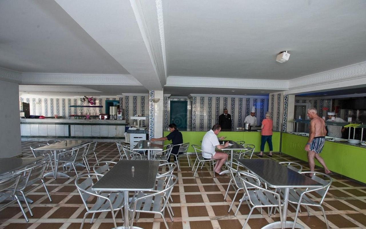 Riviera Hotel - Family Only Port El Kantaoui Exterior photo